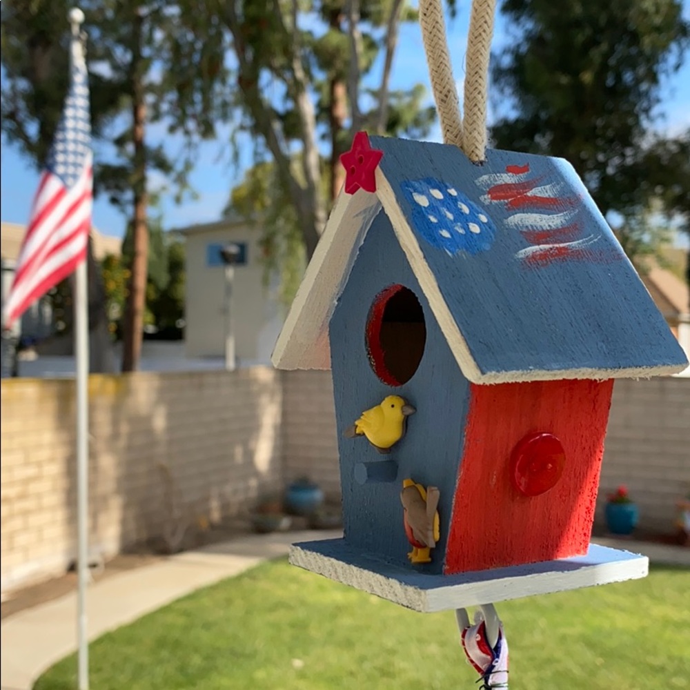 Mini birdhouse